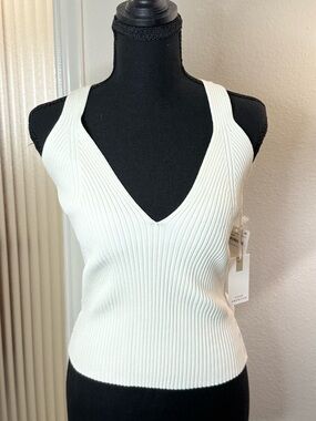 Good American Cream Ribbed V-Neck Tank